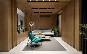 Dominic Smart & Luxury Suites - Edition
